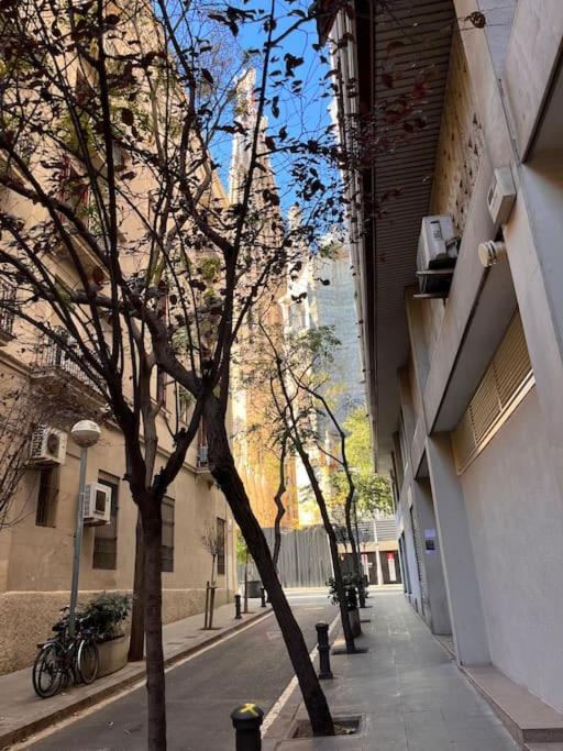 Loft Nearby Sagrada Familia Daire Barselona Dış mekan fotoğraf